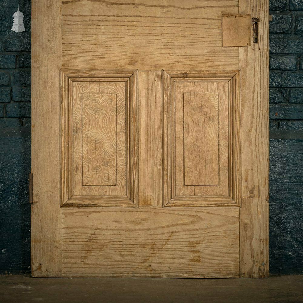 Half Glazed Door, 1 Glazed Panel Over 4 Moulded Panels photo Home Fixtures