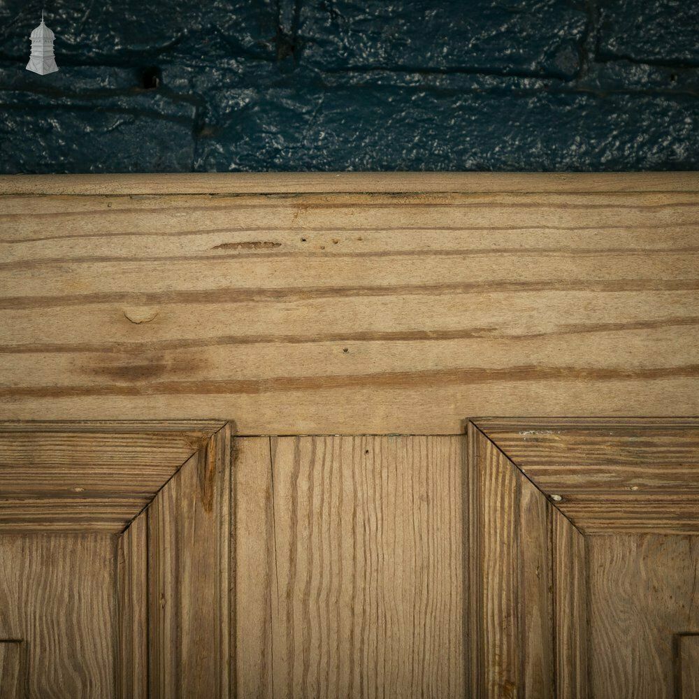 Half Glazed Door, 1 Glazed Panel Over 4 Moulded Panels photo vinterior