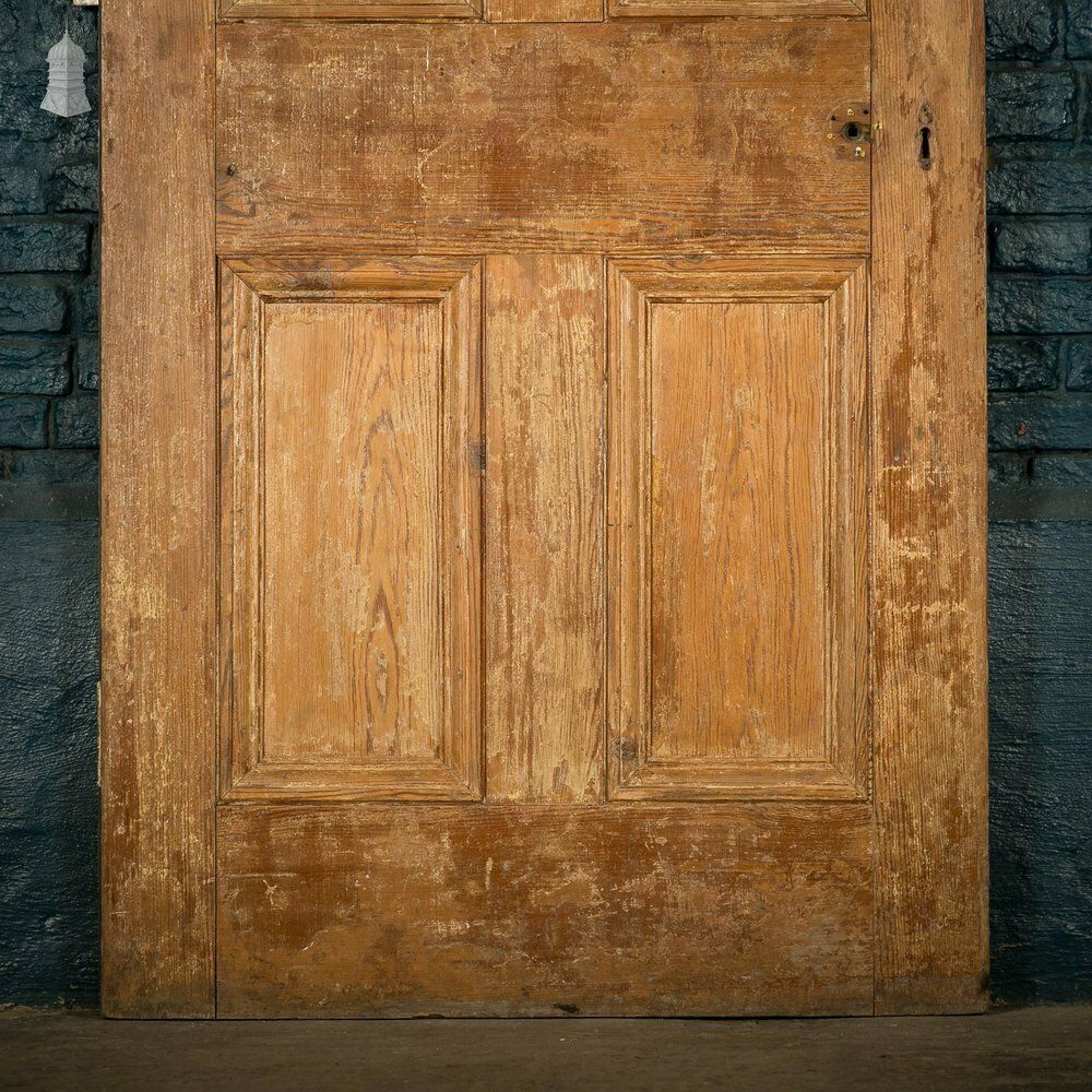 540.0 Pitch Pine Panelled Door, Victorian Style, 6 Moulded Panel photo