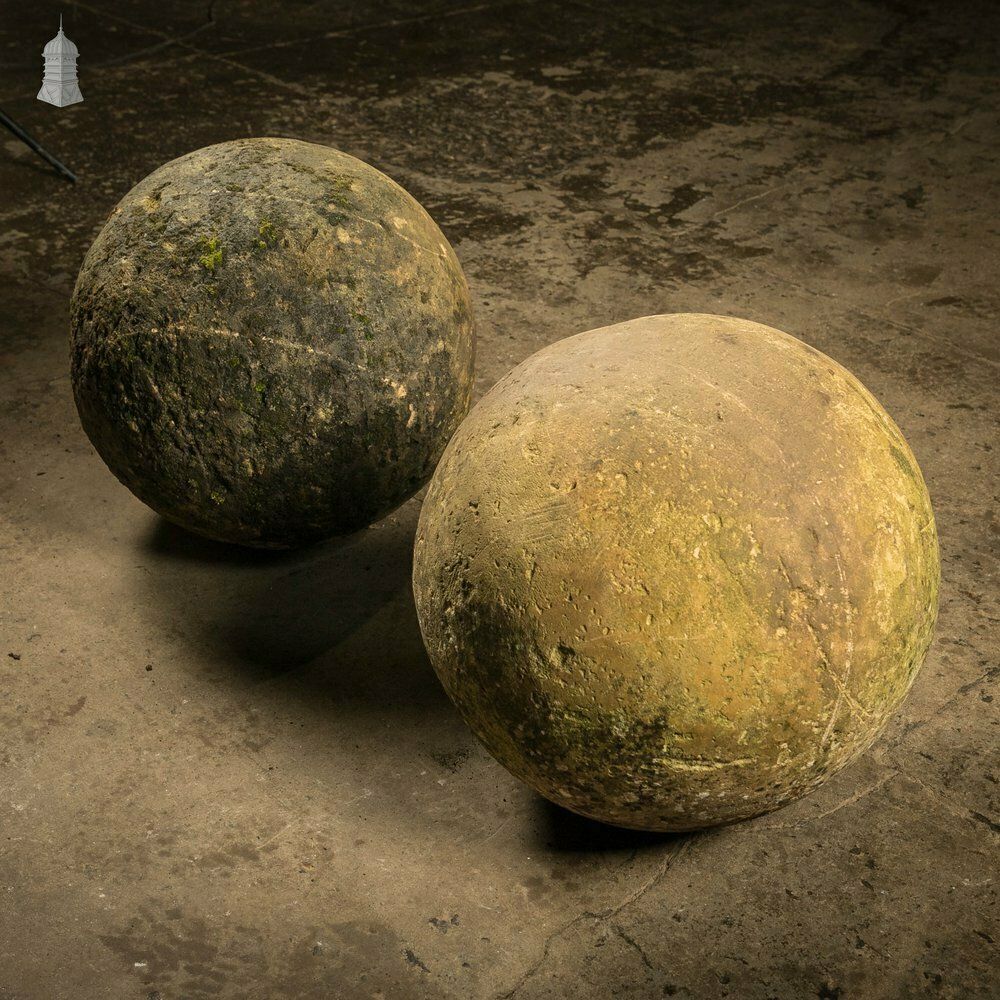 photo vinterior Decorative Stone Balls, Pair Of Large Georgian Stone Garden Spheres