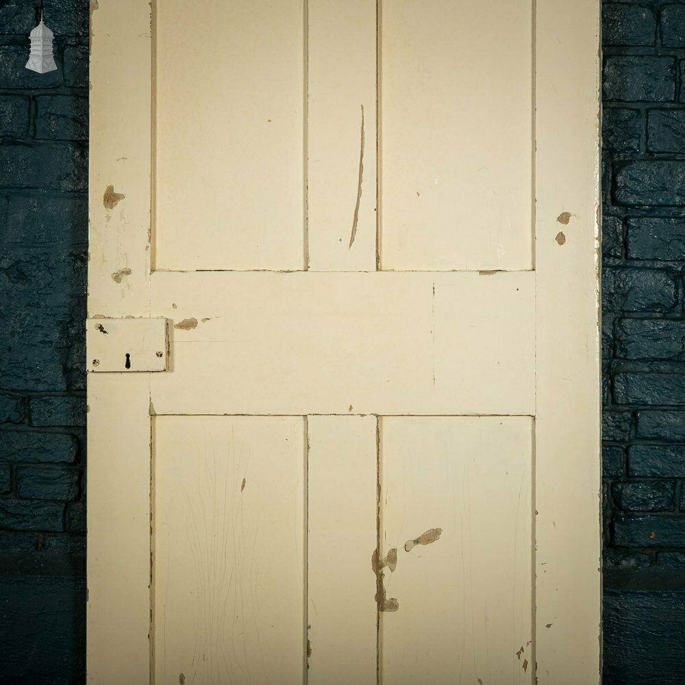 photo furniture Pine Panelled Door, 4 Raised Panels, White Painted