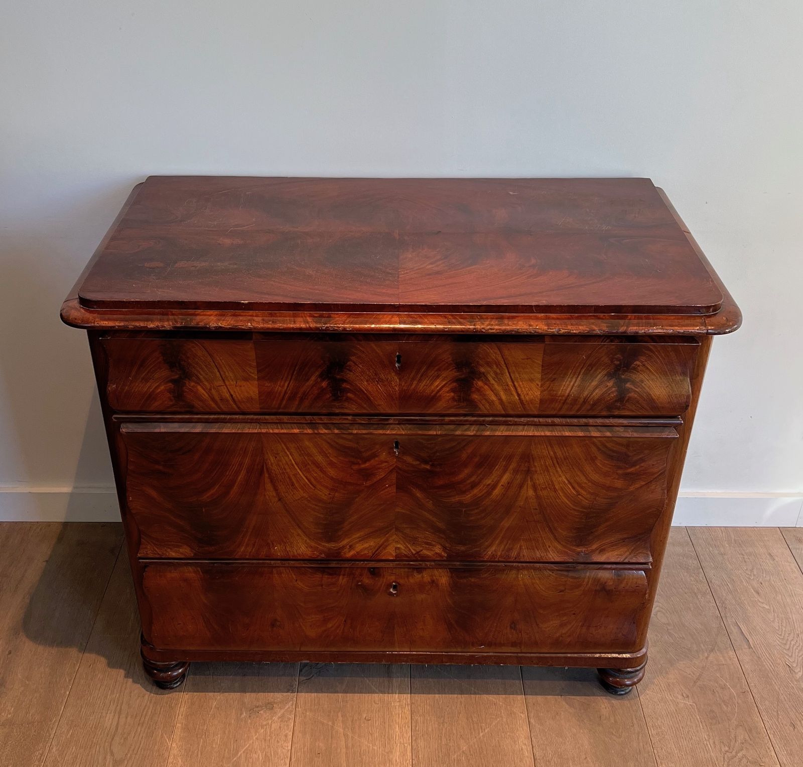 Louis Philippe Chest Of Drawers In Flamed Mahogany photo for sale