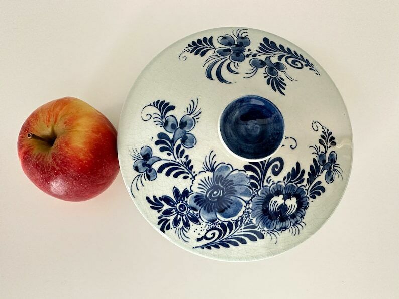 photo furniture Vintage Delft Blue Hand Painted Box 6.1" Diameter, Pzh  Plateelbakkerij Zuid Holland, Vintage Delftware, Trinket Box, Delft Jewelry Box