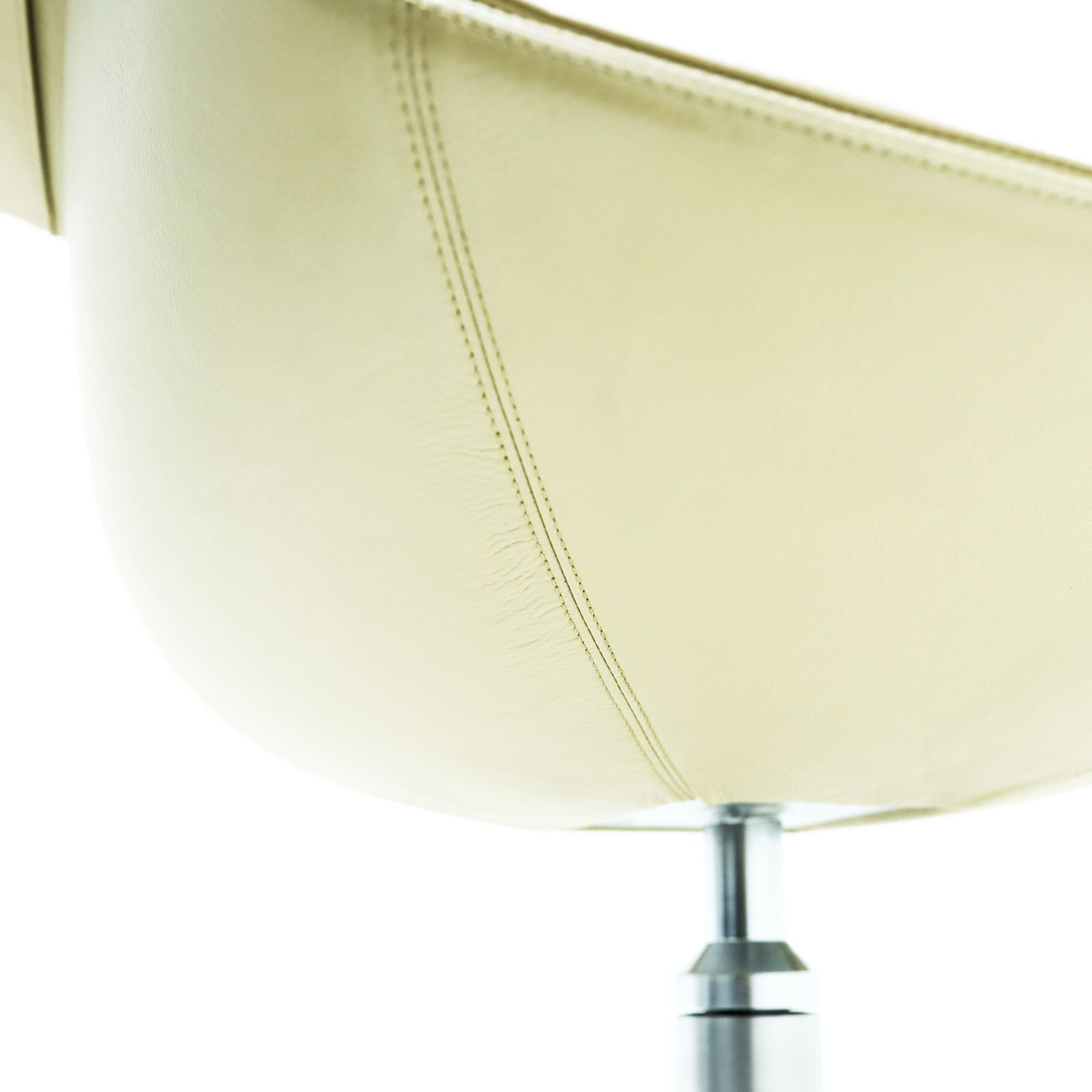 2250.0 Danish Mid Century Preben Fabricius And Jorgen Kastlhom Fk Lounge Chairs, Model Fk 6727 3g, For Walter Knoll photo