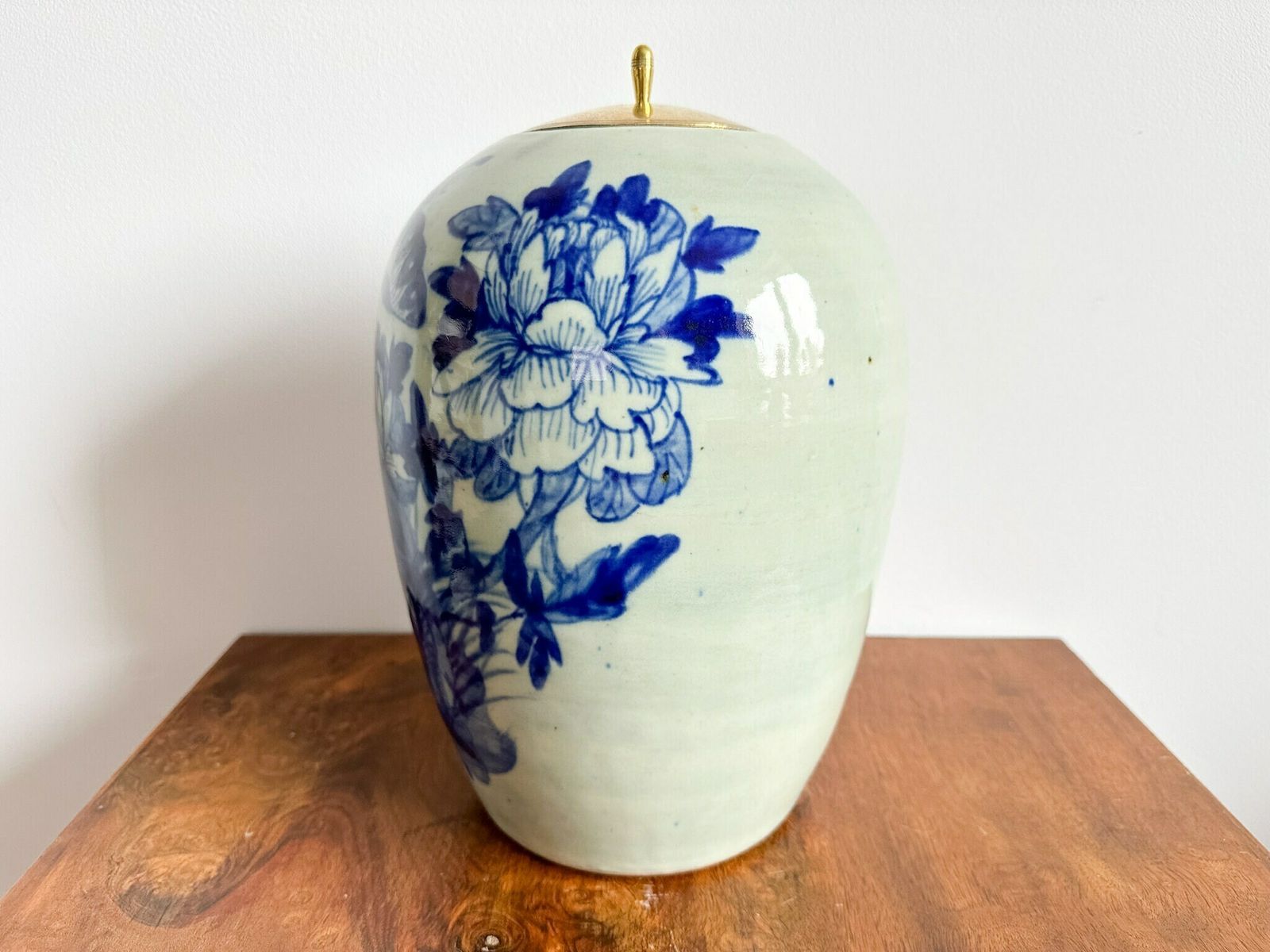 Antique Chinese Lidded Jar, 19th Century Chinese Pot With Lid, 12.5" High, Chinese Vase, Antique Chinese Ginger Jar photo 262.0