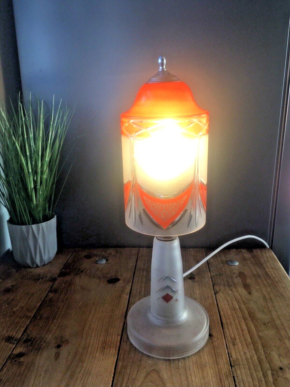 photo vintage Art Deco 1930s Orange Frosted Geometric Etched Glass Lamp Base And Light Shade
