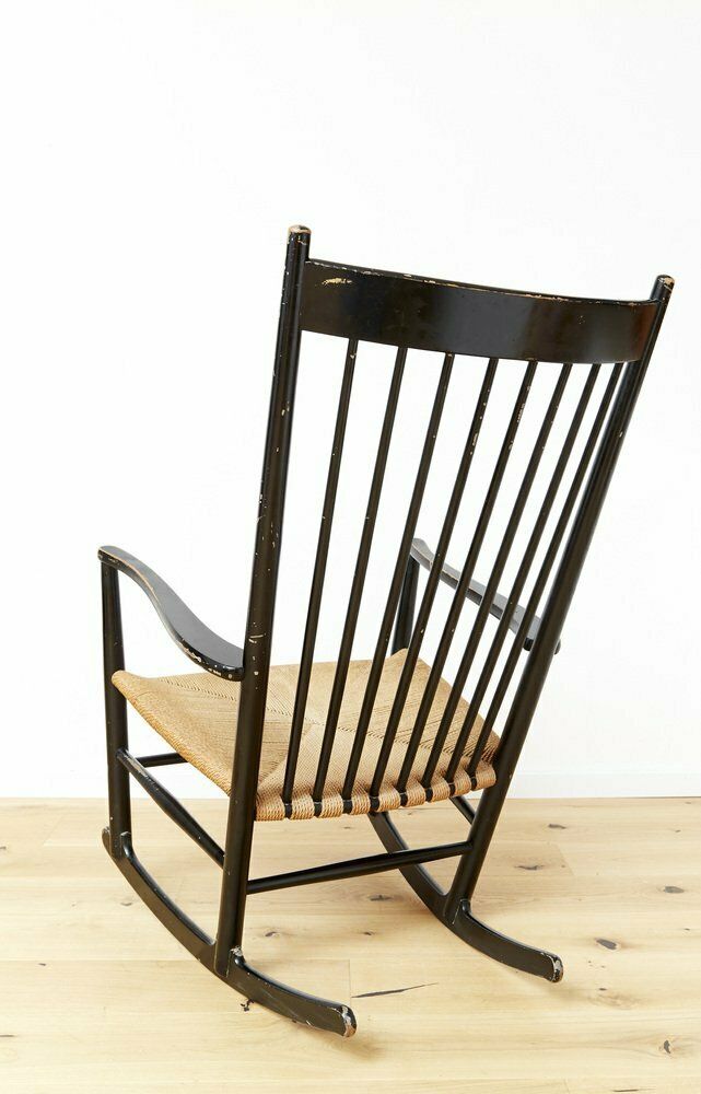 photo buy Rocking Chair J16 By Hans Wegner For Fdb Møbler, 1944