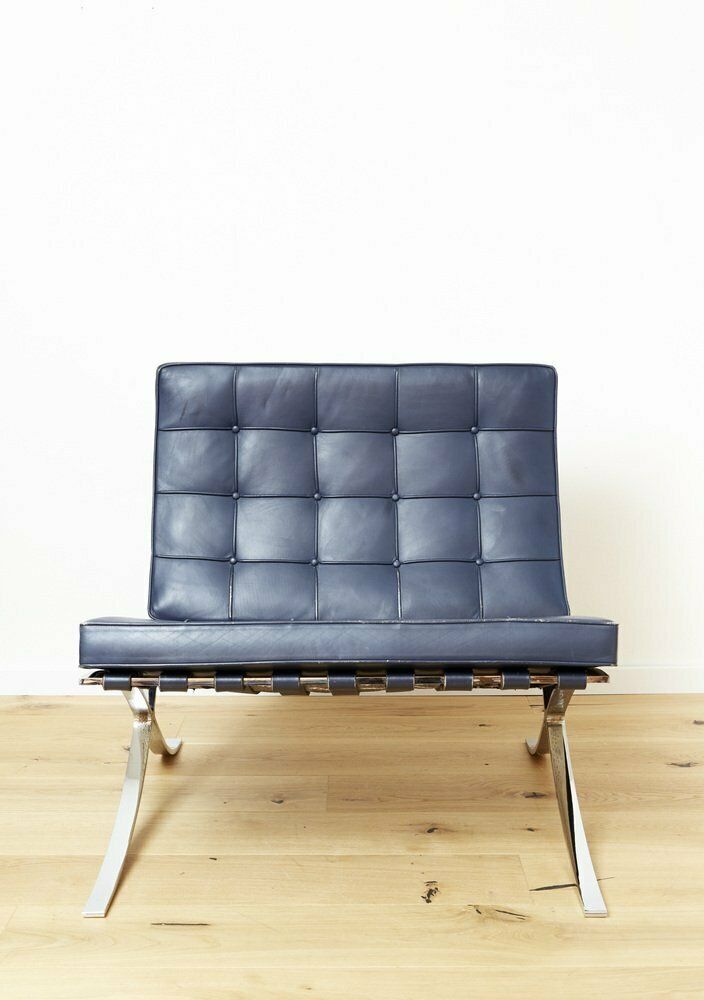 5336.0 Mr 90 Barcelona Lounge Chair By Ludwig Mies Van Der Rohe For Knoll Inc. / Knoll International, 1950s photo