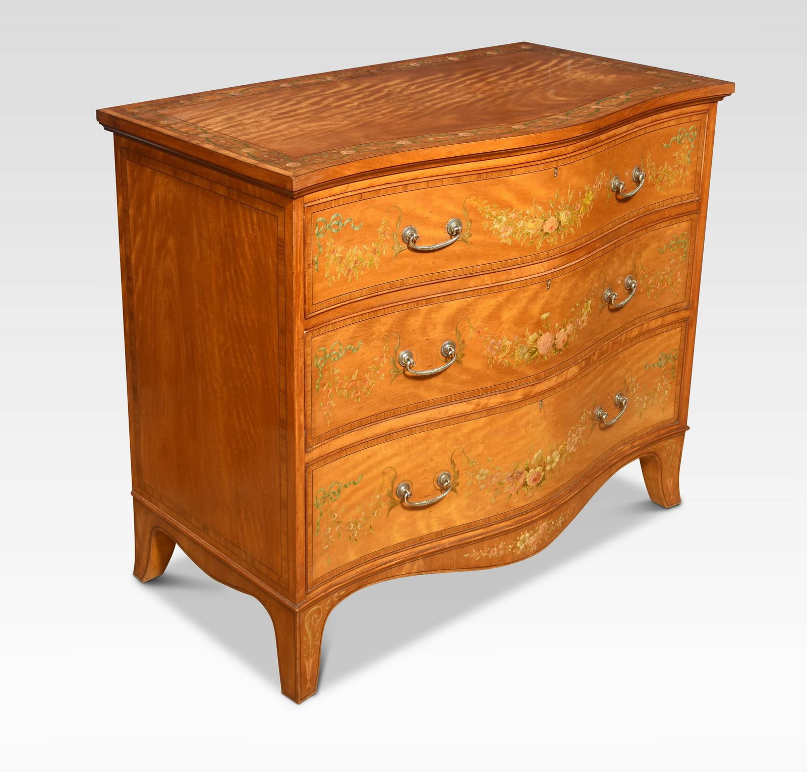 Painted Satinwood Serpentine Chest Of Drawers photo 5340.0
