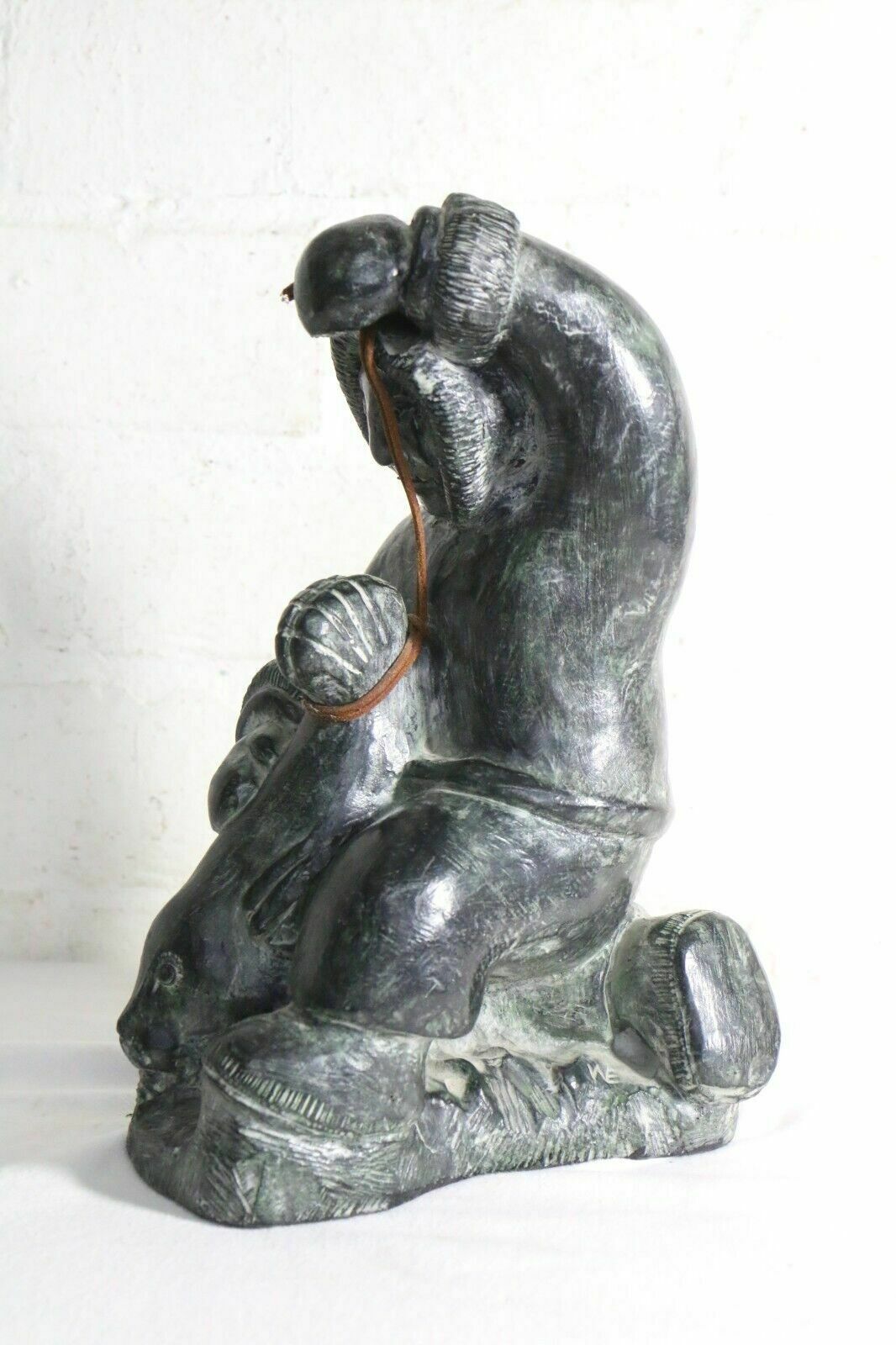 Genuine Eskimo Inuit Wolf Original Folk Art Sculpture Stone Carving Seal Hunter photo furniture