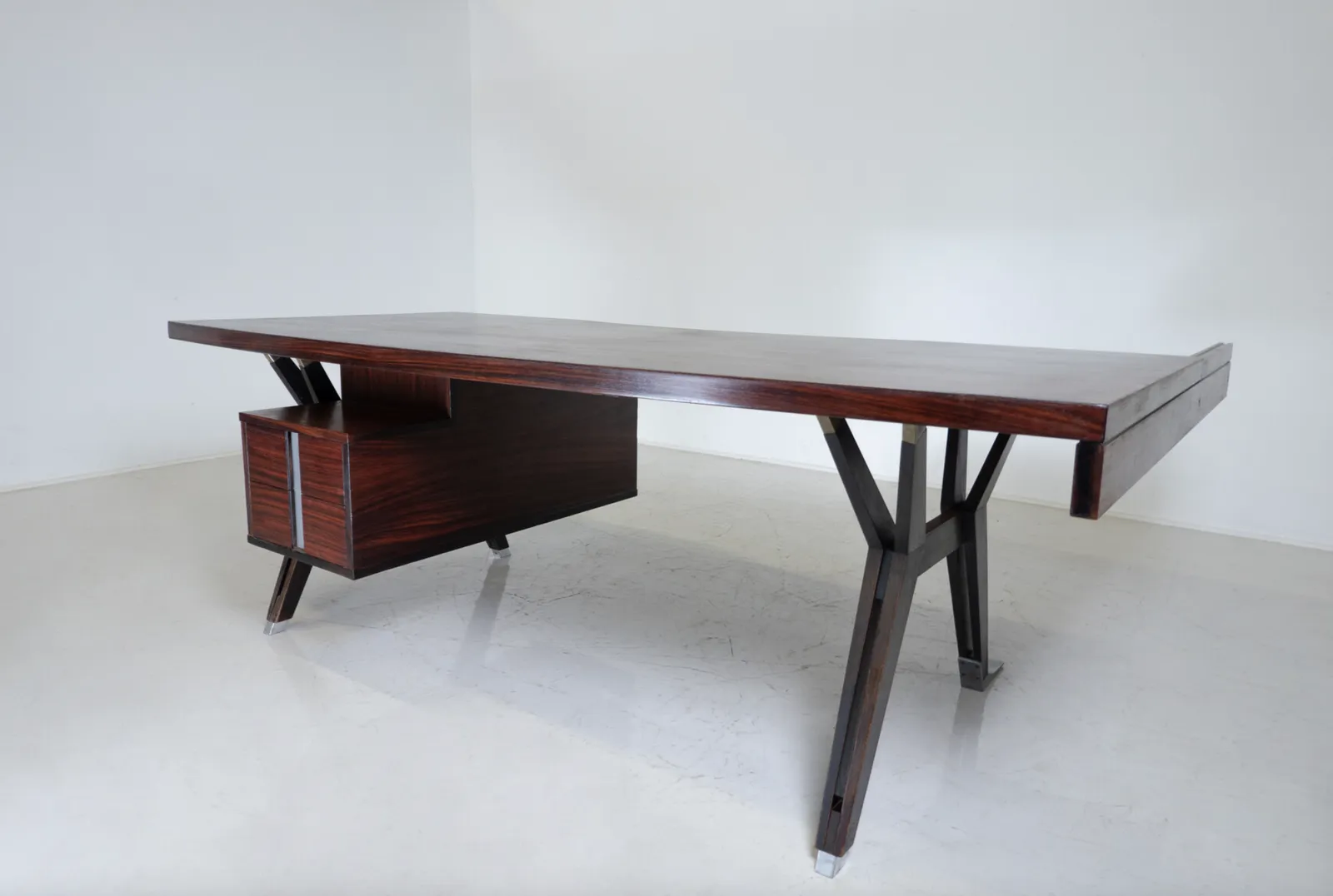 photo furniture Mid Century Modern Desk By Ico Parisi For Mim Roma 1950s