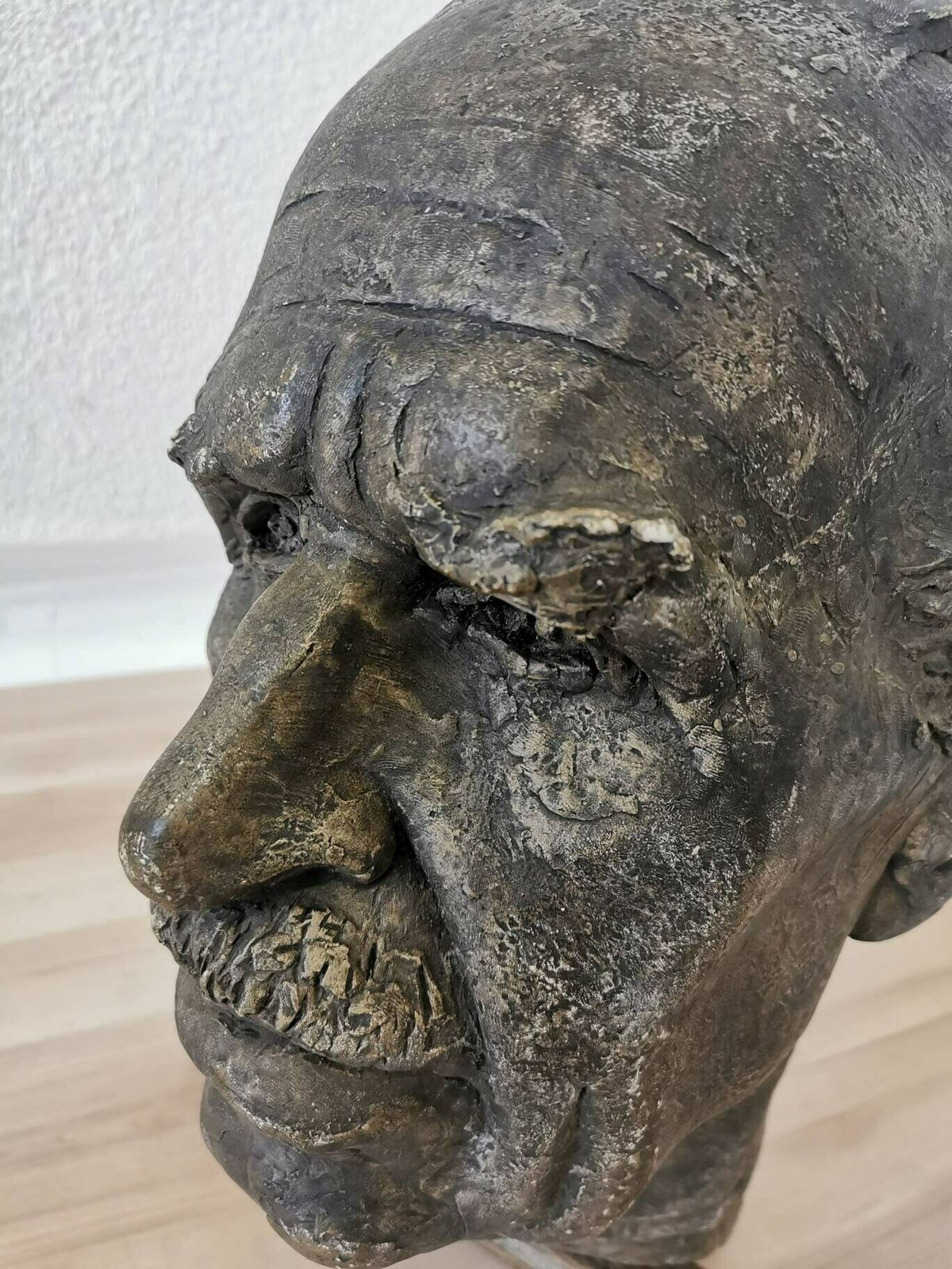 photo furniture Vintage Plaster Head Sculpture / Plaster Study Of A Head Of An Old Man From 1947/48 / Original Statue With Patina / Paperweight / Home Decor