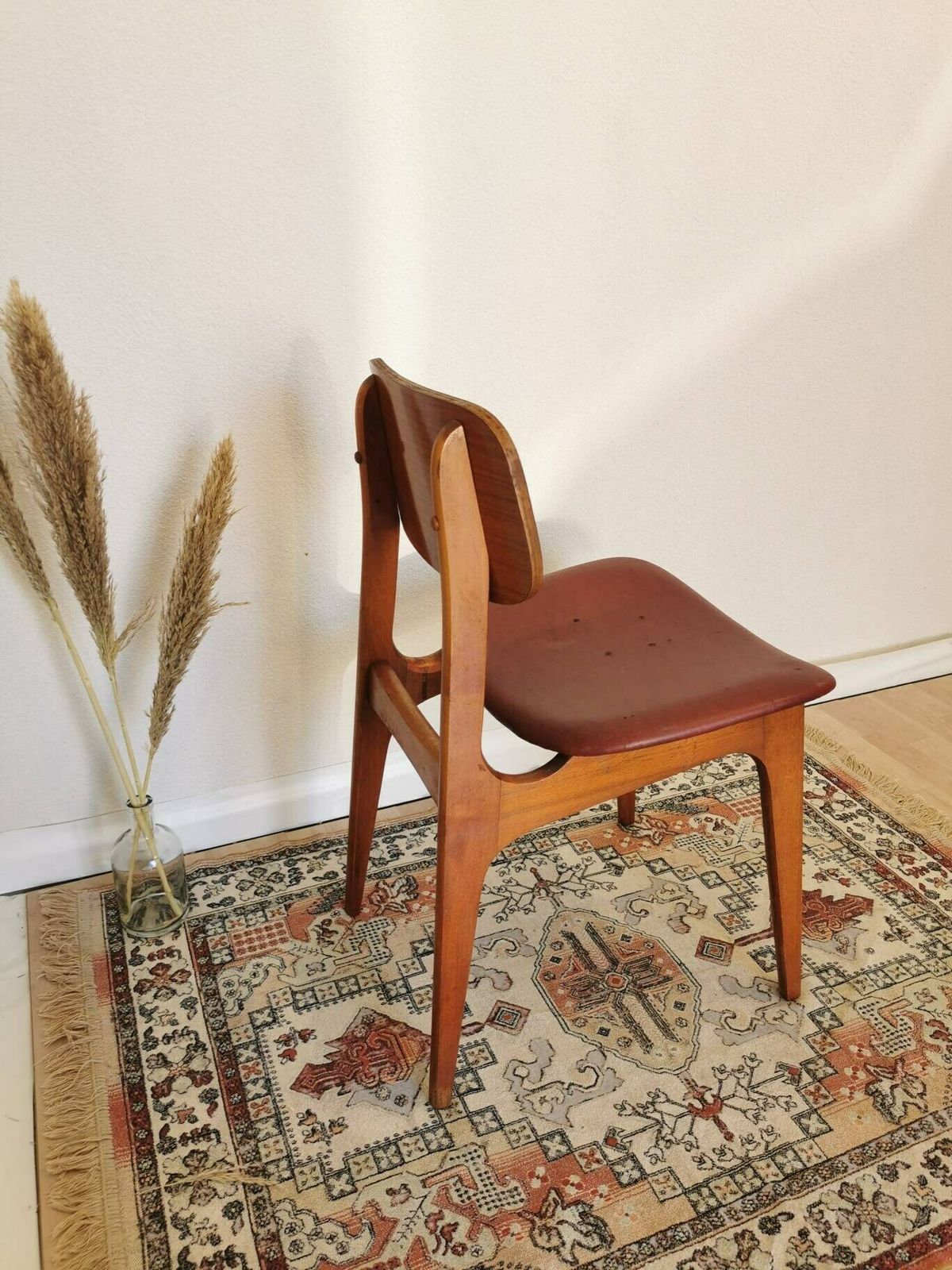 Vintage Wooden Dining Chair / Made In Yugoslavia / 1970s / 70s / Red Faux Leather / Bistro Dine Chair / Mid Century Pub / Original Sticker photo Furniture