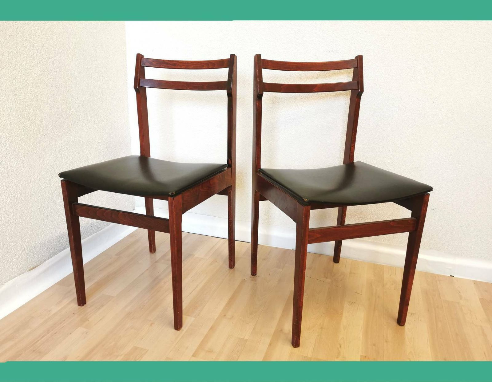 Set Of 2 Vintage Wooden Dining Chairs / Designed By Branko Ursic For Stol Kamnik / 1970s, Yugoslavia / Model 2087 Minimalistic Scandinavian