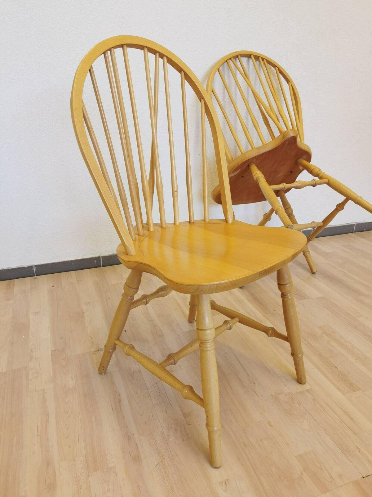 Set Of 2 Vintage Windsor Style Dining Chair photo vinterior