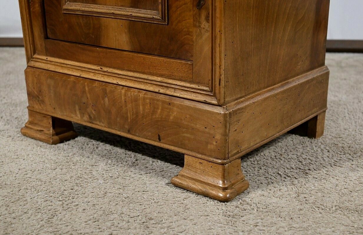 photo for sale Fine Kernel In Massive Walnut – Late 19th Century