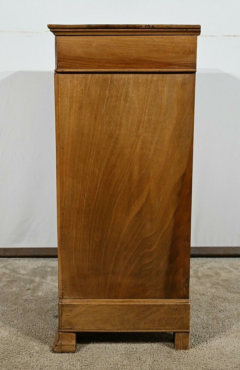 714.354838713 Fine Kernel In Massive Walnut – Late 19th Century photo