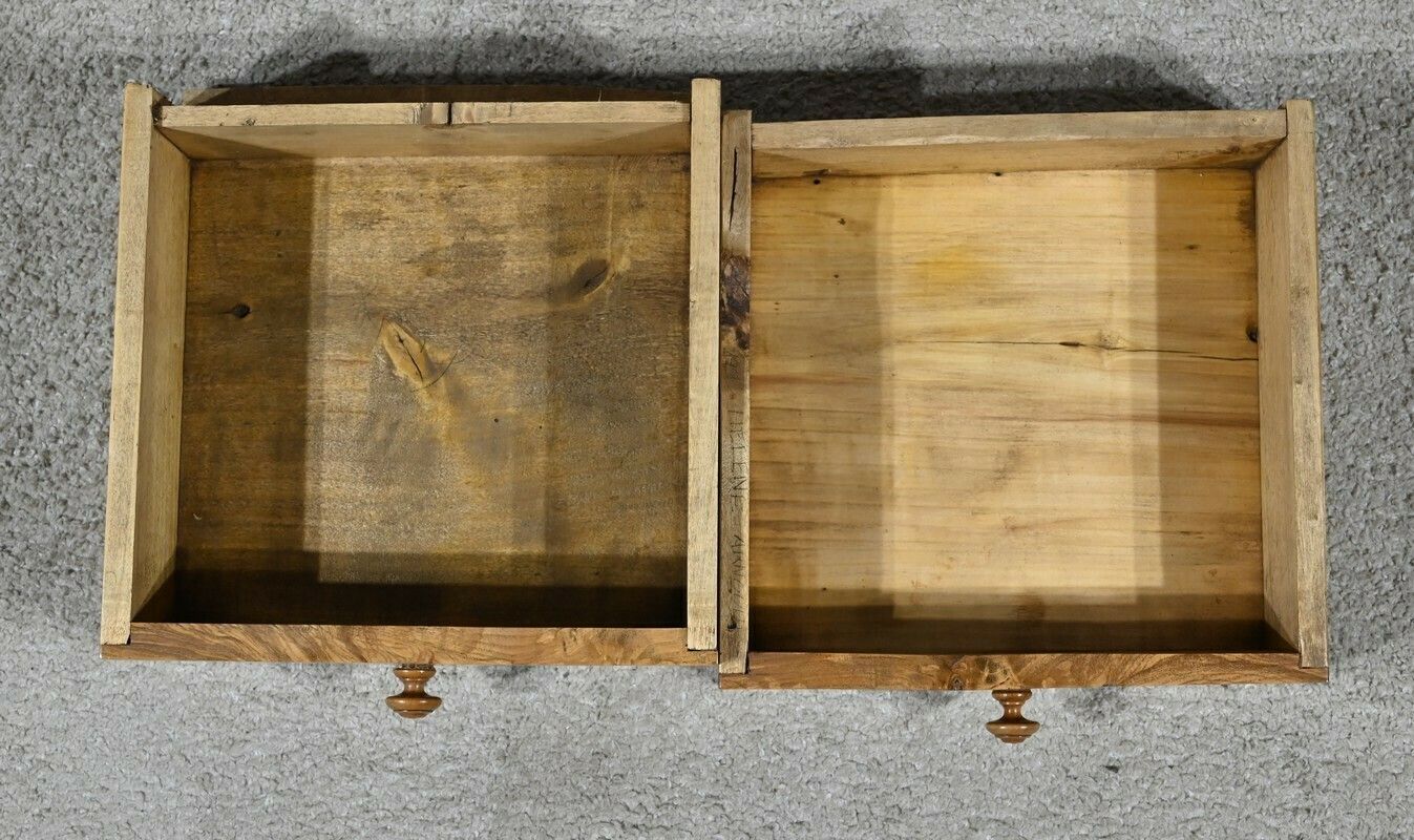 photo vintage Tall Narrow Ash Burl Cabinet – Late 19th Century