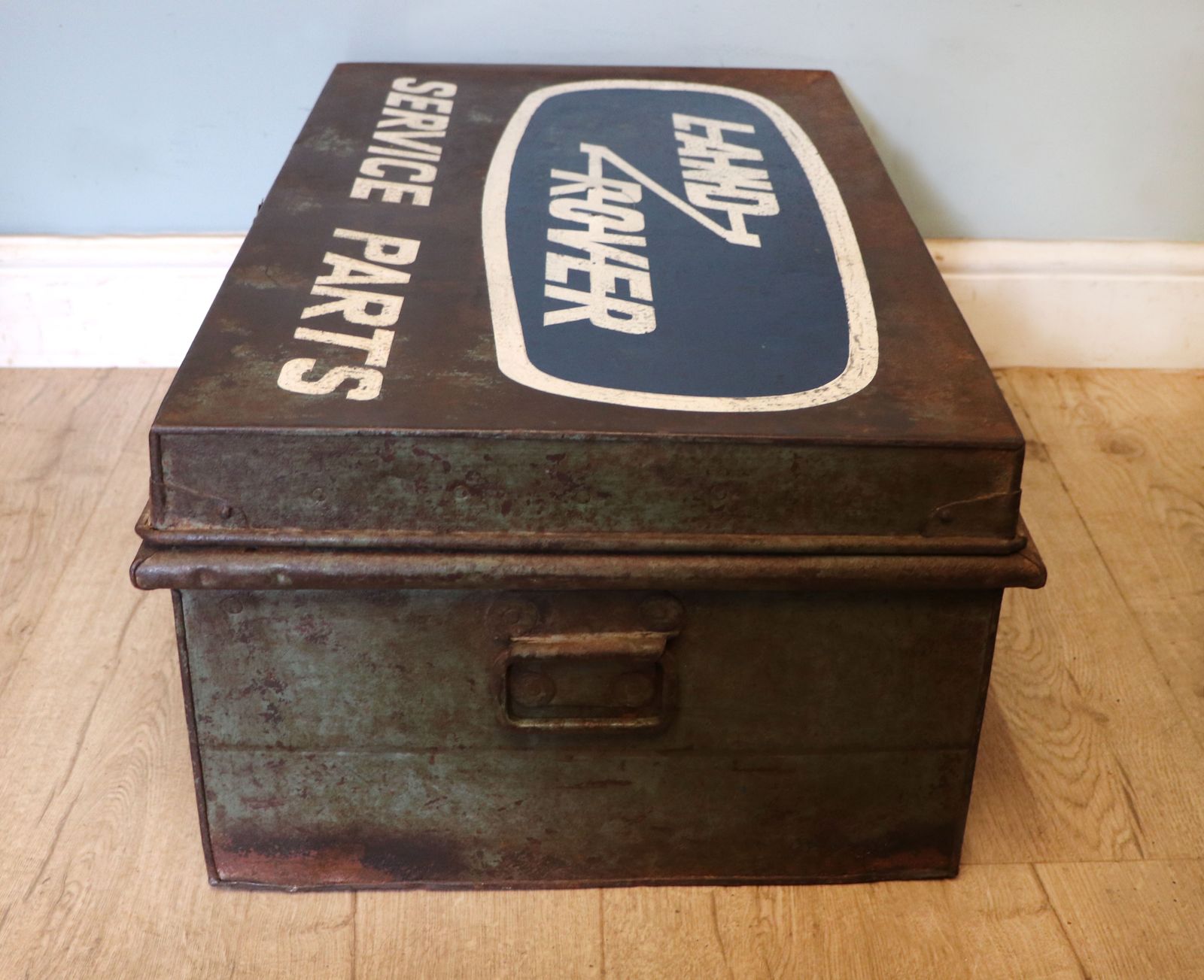 A Lovely Vintage Metal Trunk, Later Sign Written For Land Rover. photo buy