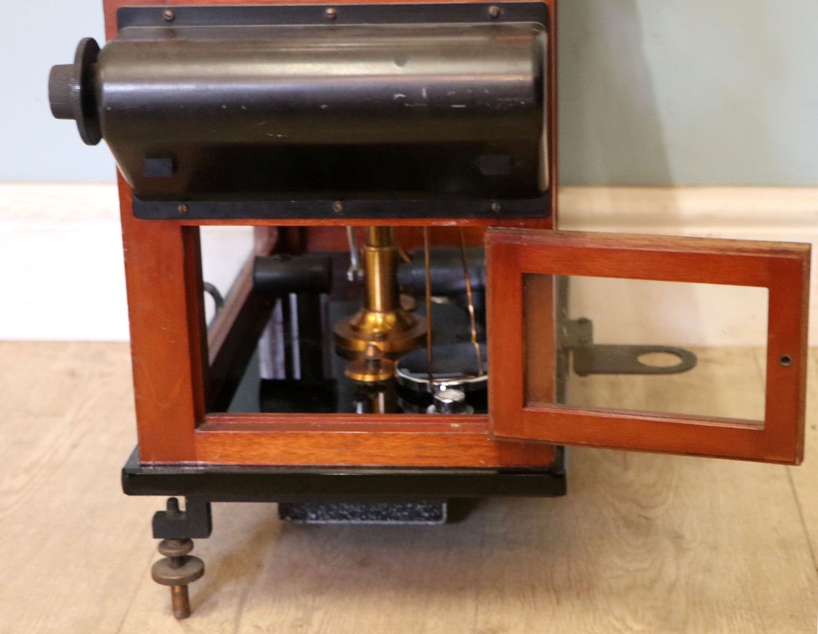 photo buy A Set Of Chemist’s Precision Beam Scales, Later Sign Written For The Worshipful Company Of Scientific Instrument Makers.