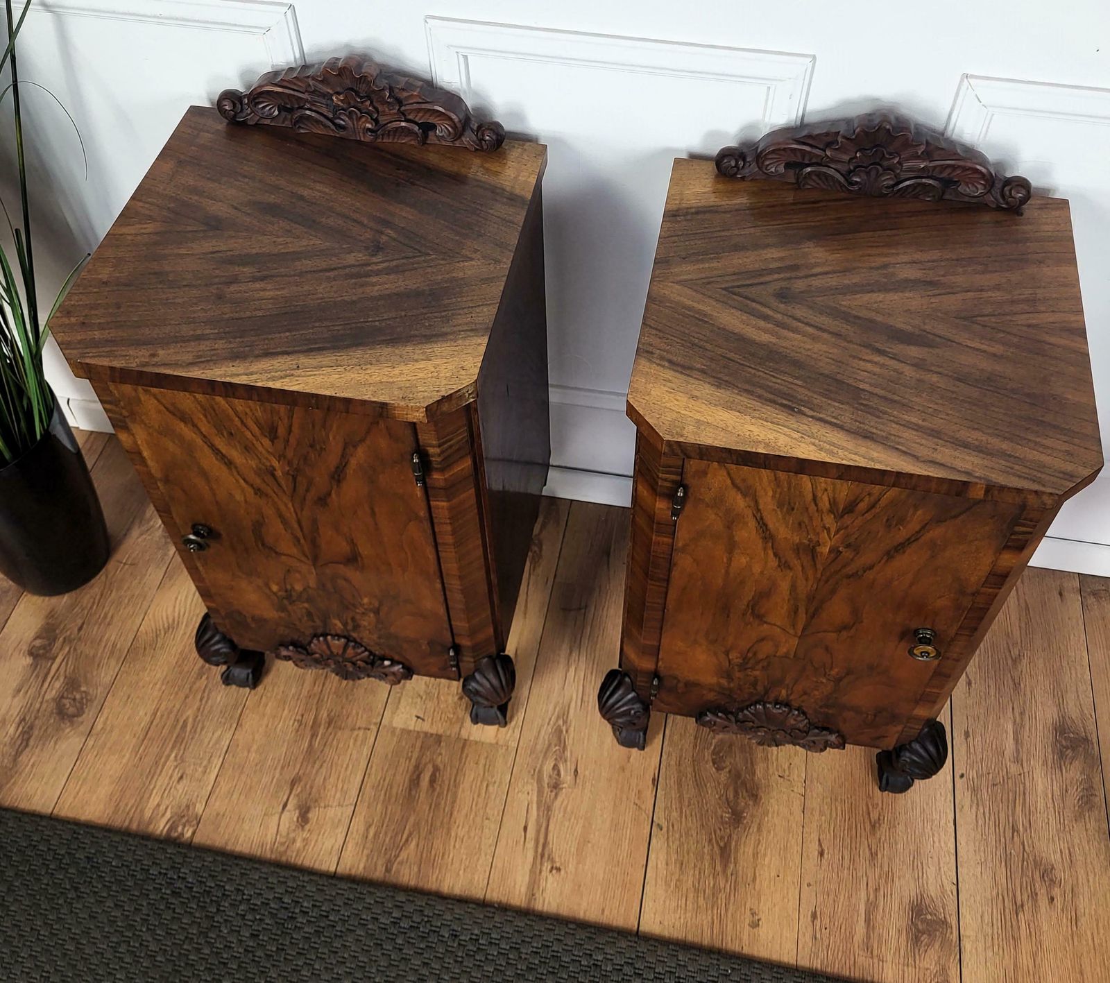 Pair Of Italian Art Deco Night Stands Bed Side Tables In Burl Walnut photo buy
