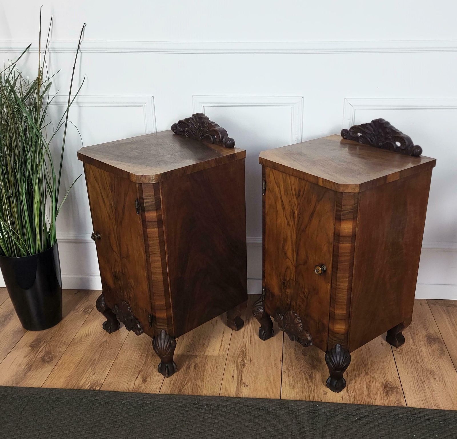 Pair Of Italian Art Deco Night Stands Bed Side Tables In Burl Walnut photo vintage