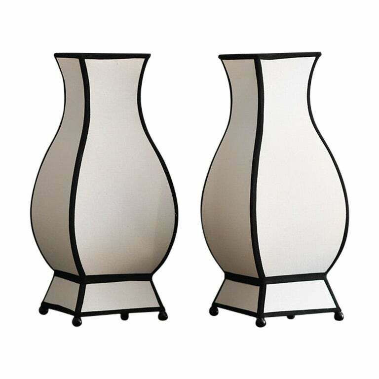 Pair Of Small “Molto Pagoda” Lamps In Cotton