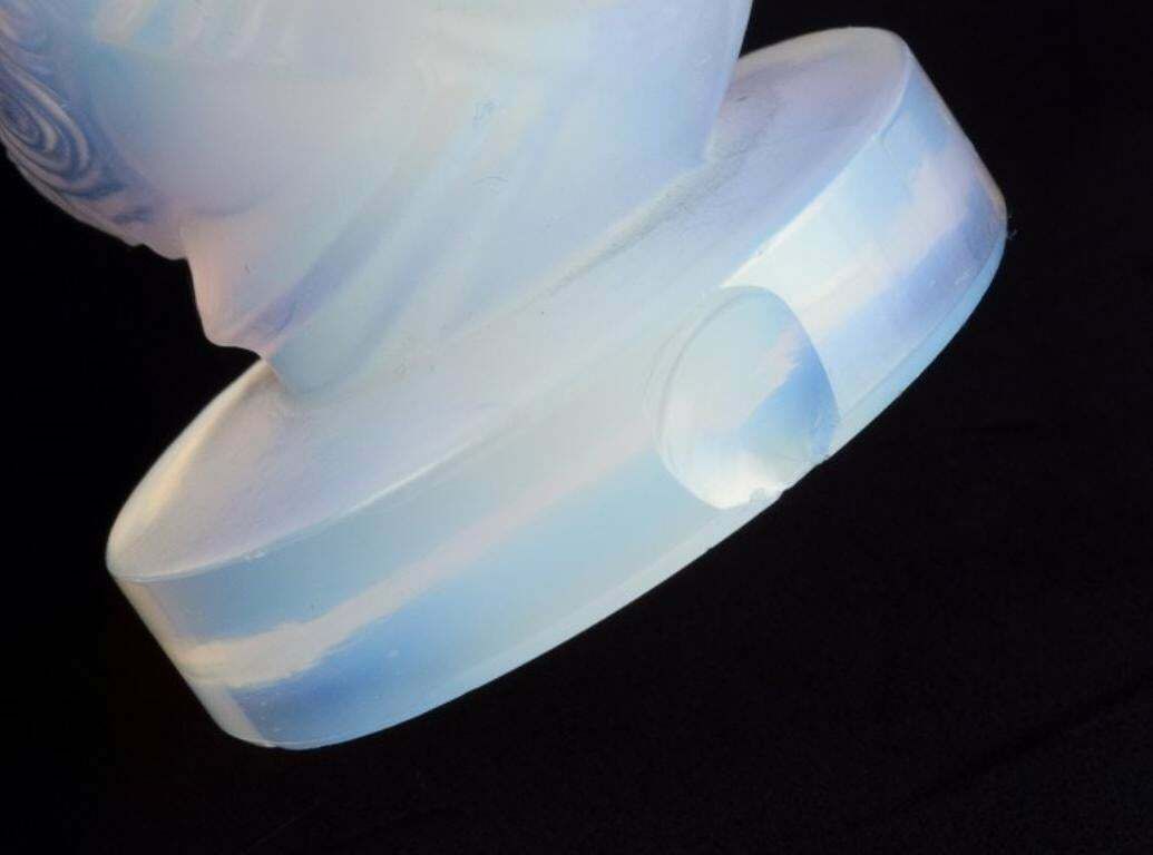 Sabino, France. Two Fish In Art Deco Opaline Art Glass With Bluish Tint. photo vintage