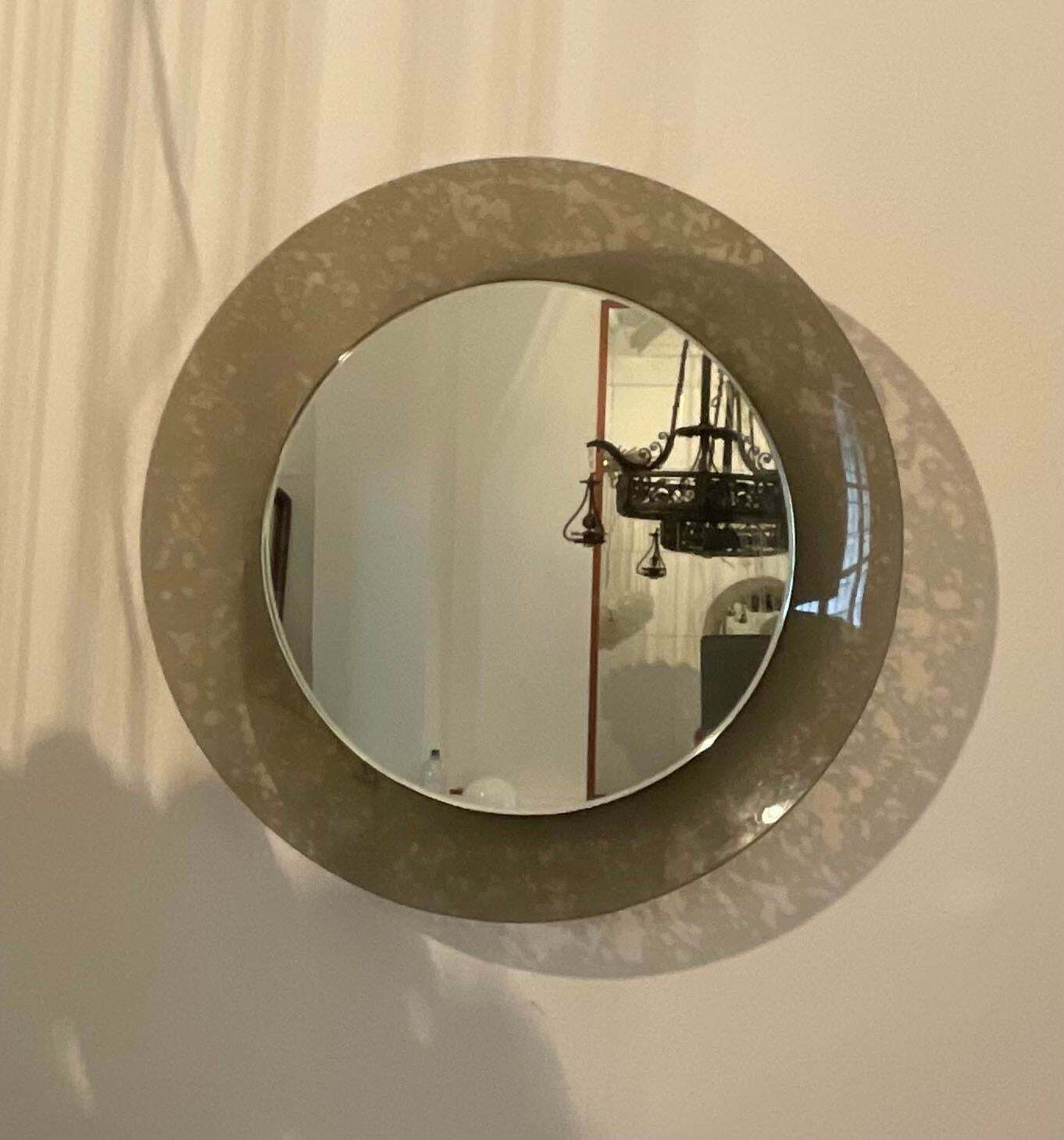 Fontanarte   Erwing Burger   Hanging Mirror   Curved And Etched Glass. photo vinterior
