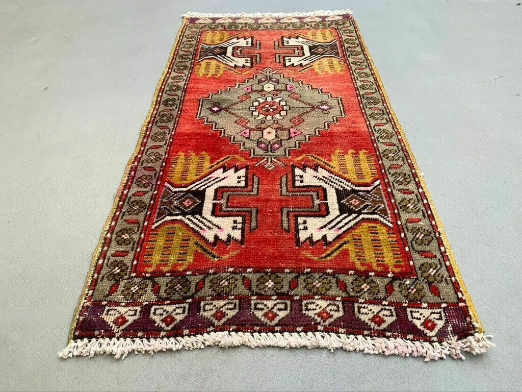 Small Vintage Turkish Rug 98x48 Cm, Short Runner, Tribal, Shabby, Mini Carpet photo furniture