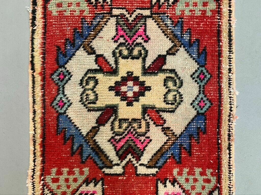 Small Vintage Turkish Rug 92x49 Cm, Short Runner, Tribal, Shabby, Mini Carpet photo for sale