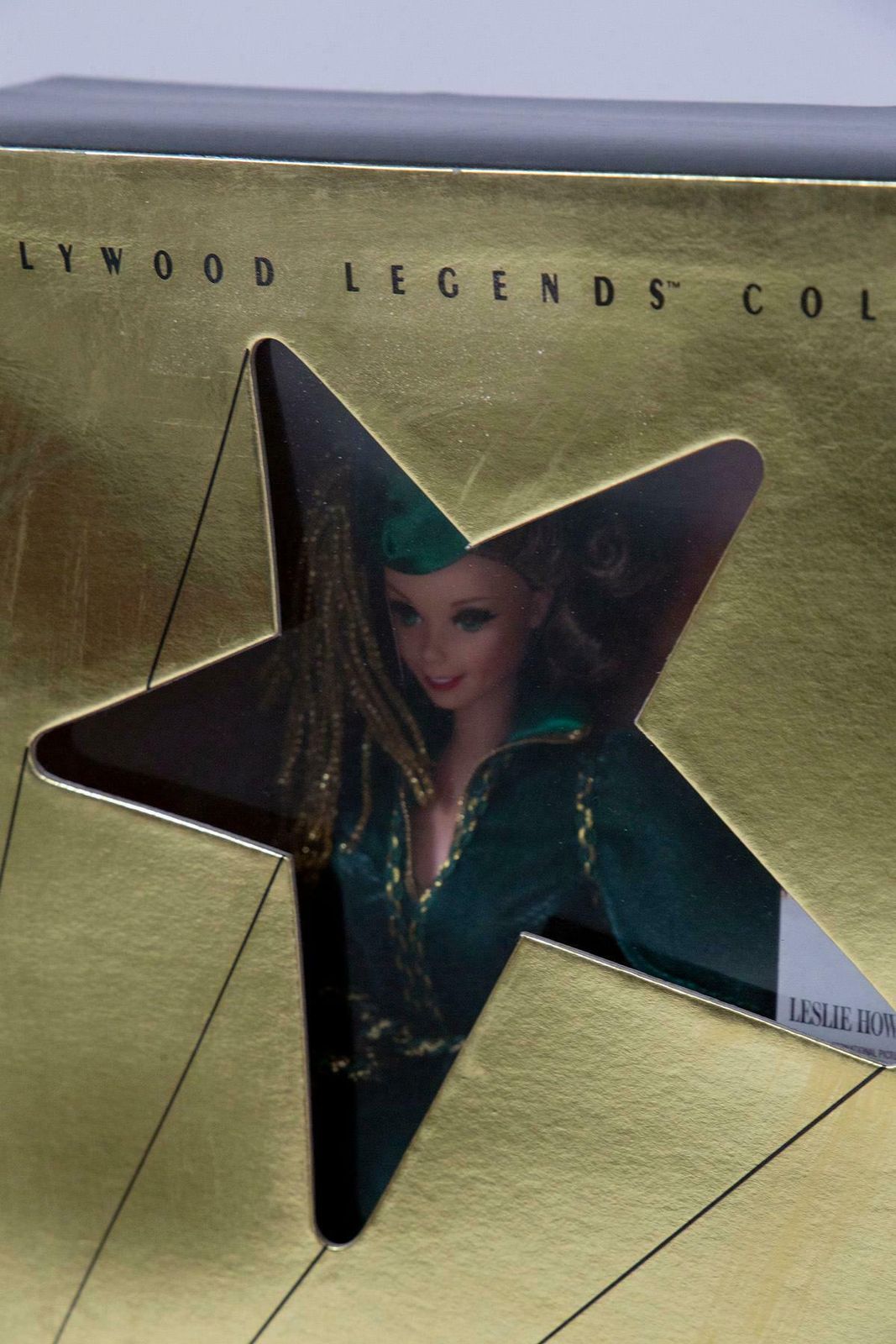 Hollywood Legends Collection Barbie Doll Scarlett O'hara In Green Drapery Dress photo furniture