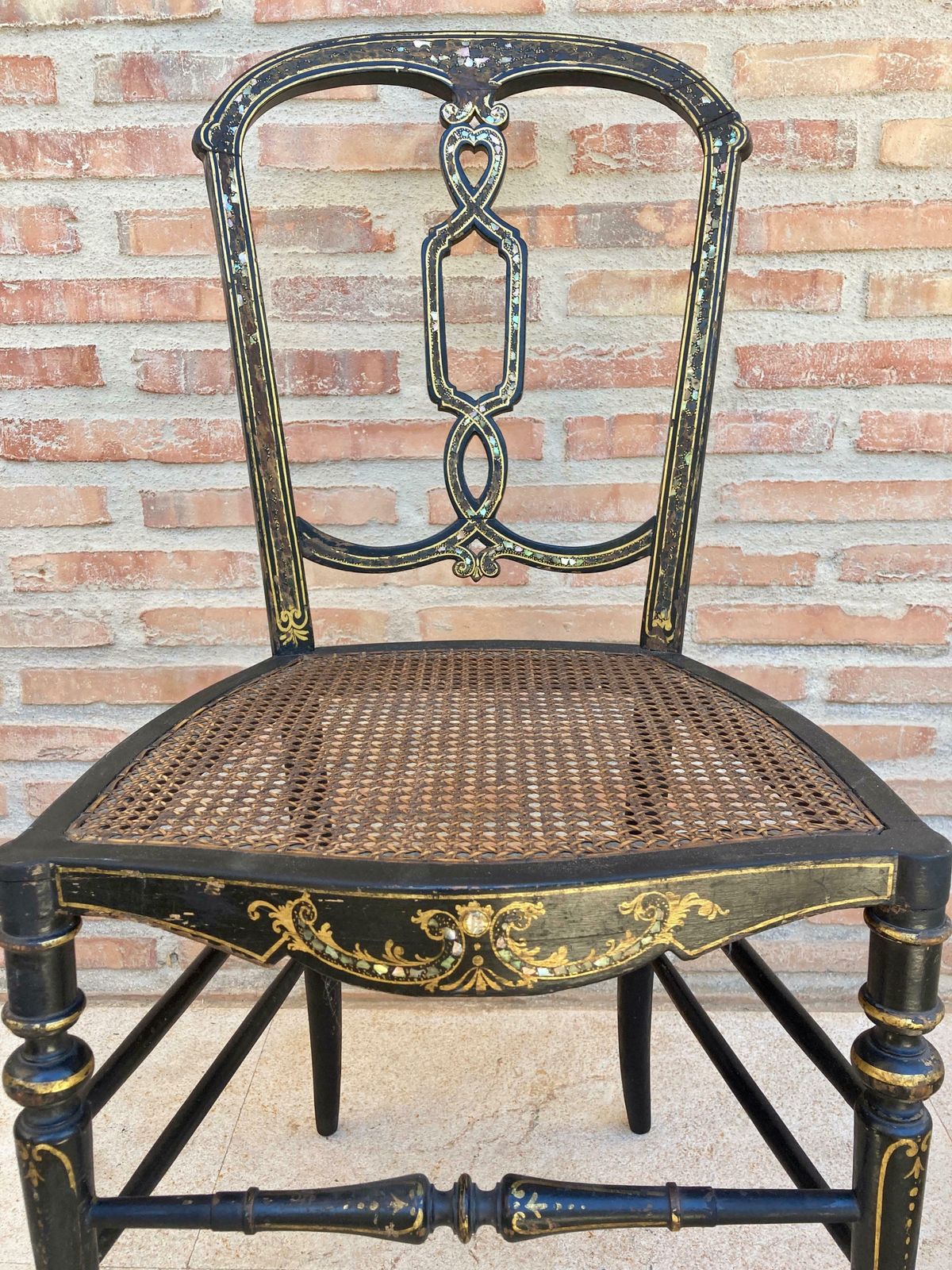 photo furniture Chaises élisabéthaines laquées noires, 1840, lot de 2