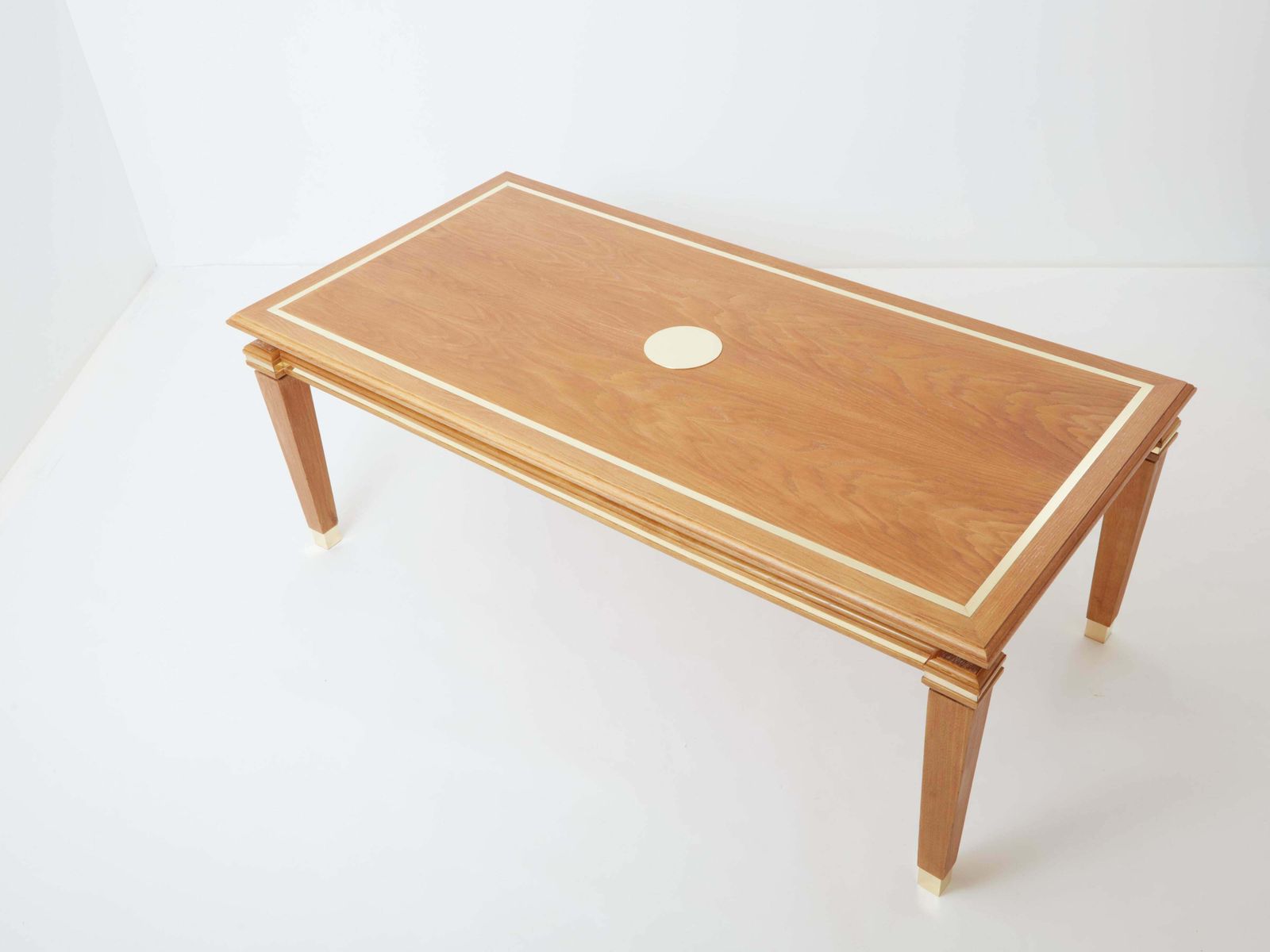 Table à manger Tommaso Barbi en chêne cérusé et laiton, années 1970 photo for sale