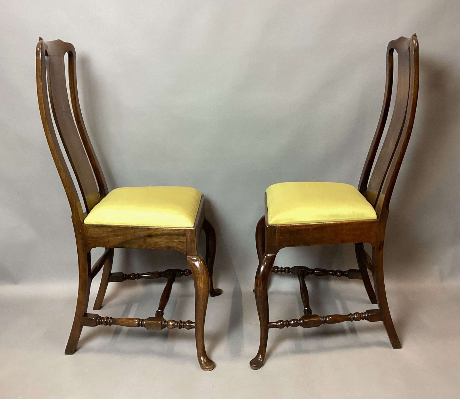 photo furniture Rare C18th Pair Of Chinese Huanghuali Side Chairs