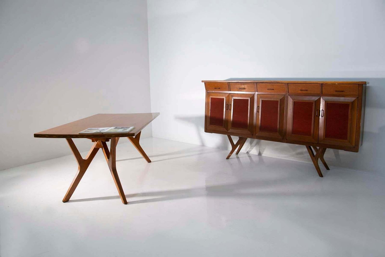 Carlo Mollino Rare Italian Dining Table, Early Patina photo vinterior