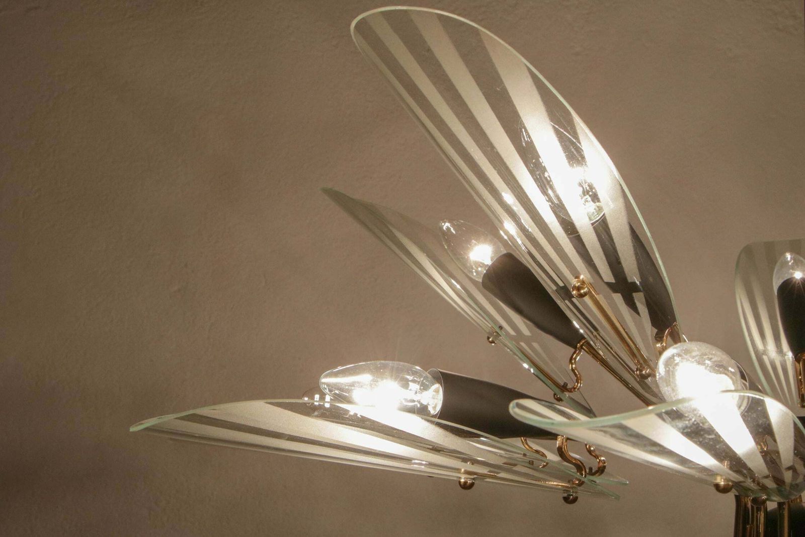 photo vintage Italian Mid Century Fifteen Ligths Chandelier Fontana Arte Style, 1950