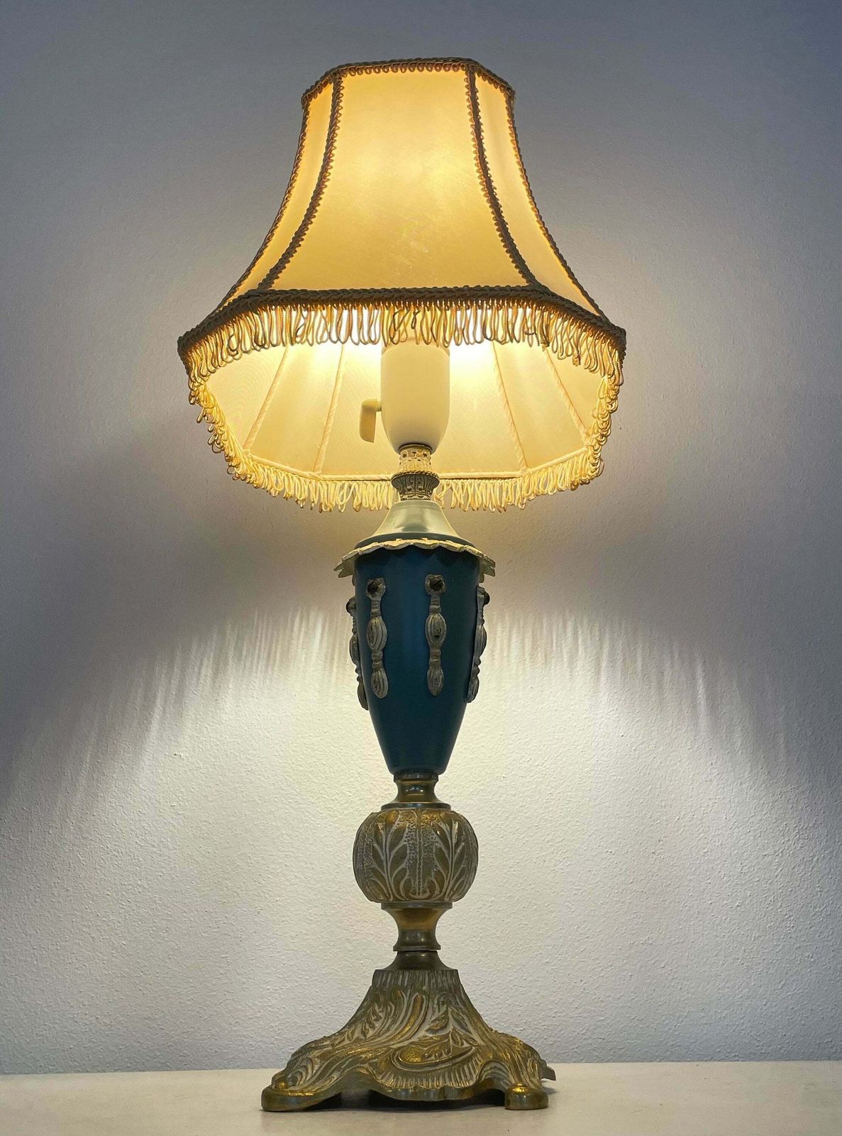 Vintage 1930s Art Deco Table Lamp In Brass And Blue Painted Metal With Beautiful Details And Beige Fabric Shade photo for sale