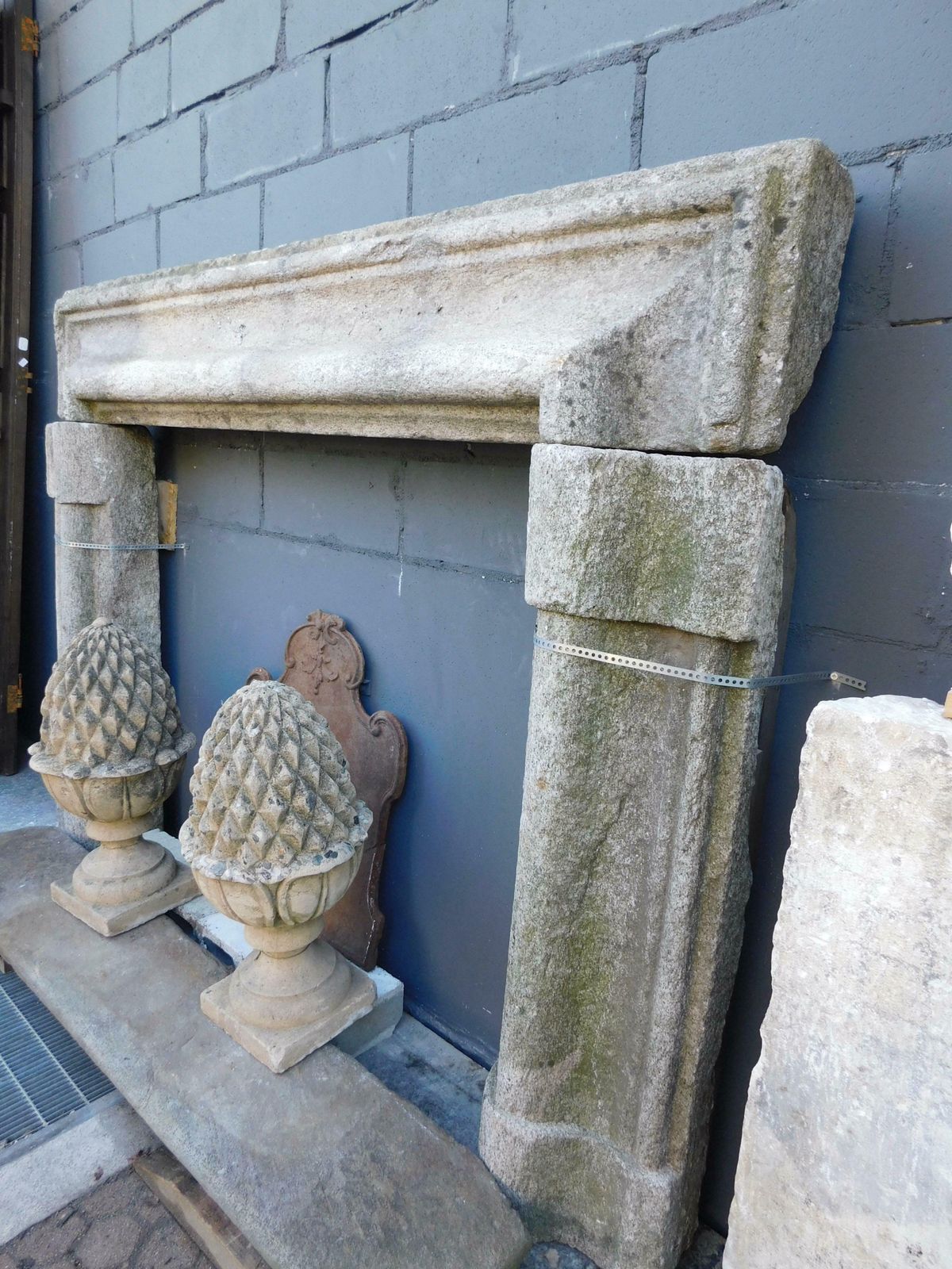 photo furniture Mantle Fireplace In Gray Stone, Salvator Rosa, Italy