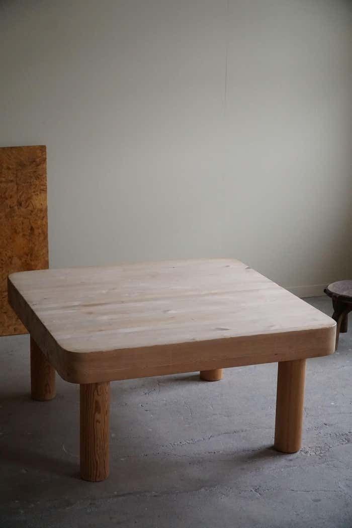 photo vintage 20th Century, Square In Pine With Chunky Legs By Rainer Daumiller, Danish Modern