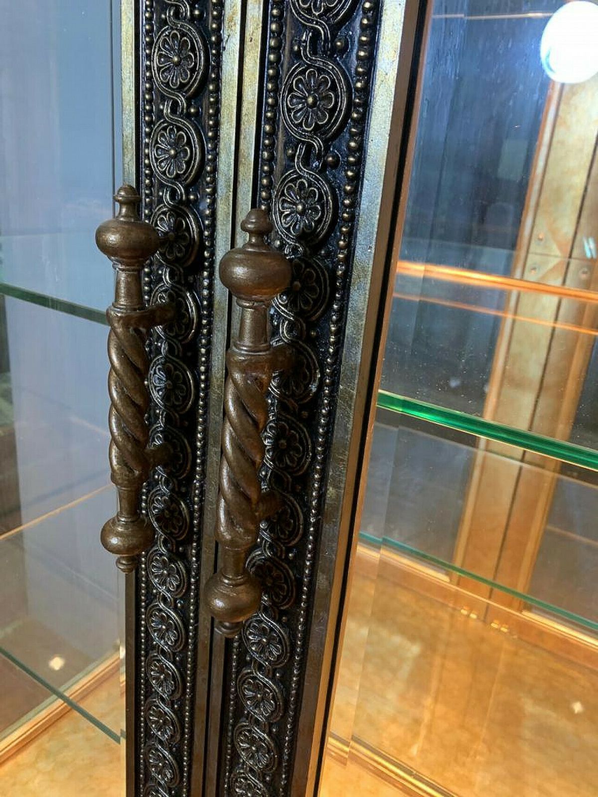 Louis XVI Style Gold Finished Display Case By Lam Lee Group, 1990s photo vinterior