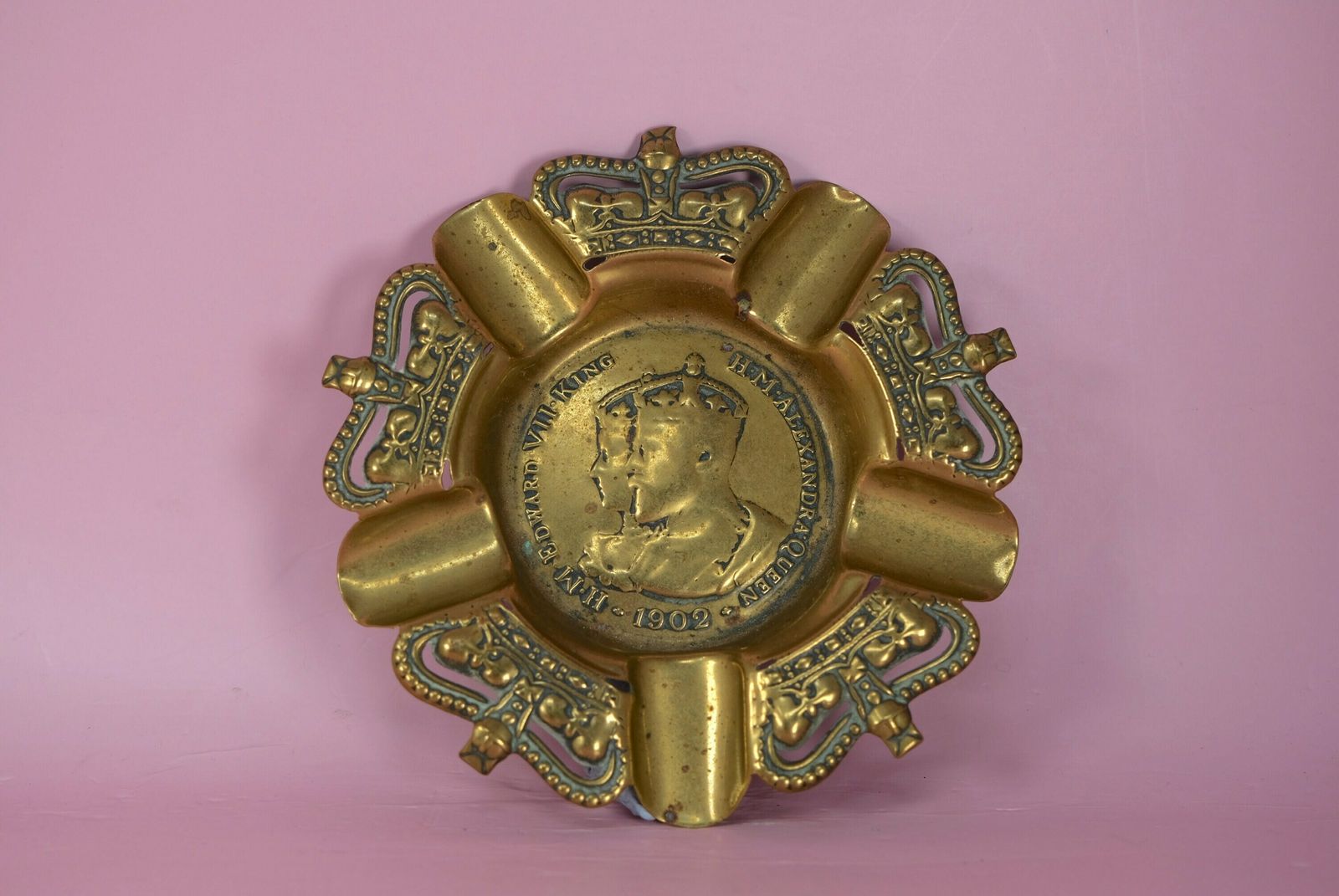 King Edward VII Queen Alexandra Coronation 1902 — Royal Doulton Beaker & Commemorative Brass Ashtray | Rare Antique Royalty Memorabilia photo vinterior