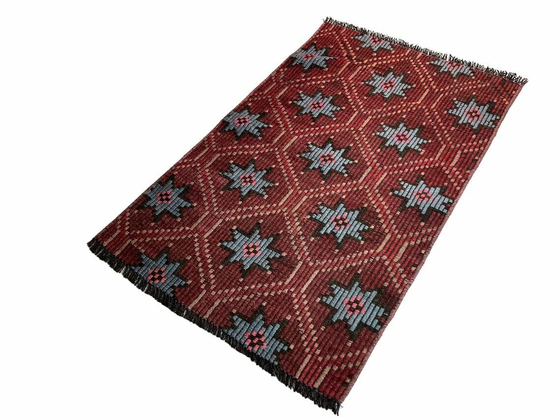 photo furniture Turkish Mini Kilim Rug ,Vintage Anatolian Turkish Kelim 91 X 57 Cm