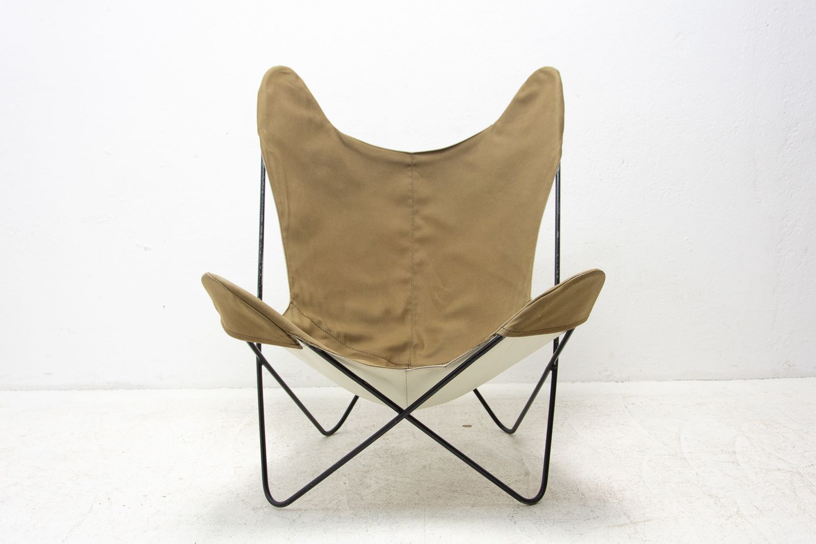 Sculptural Butterfly Chair, 1960s