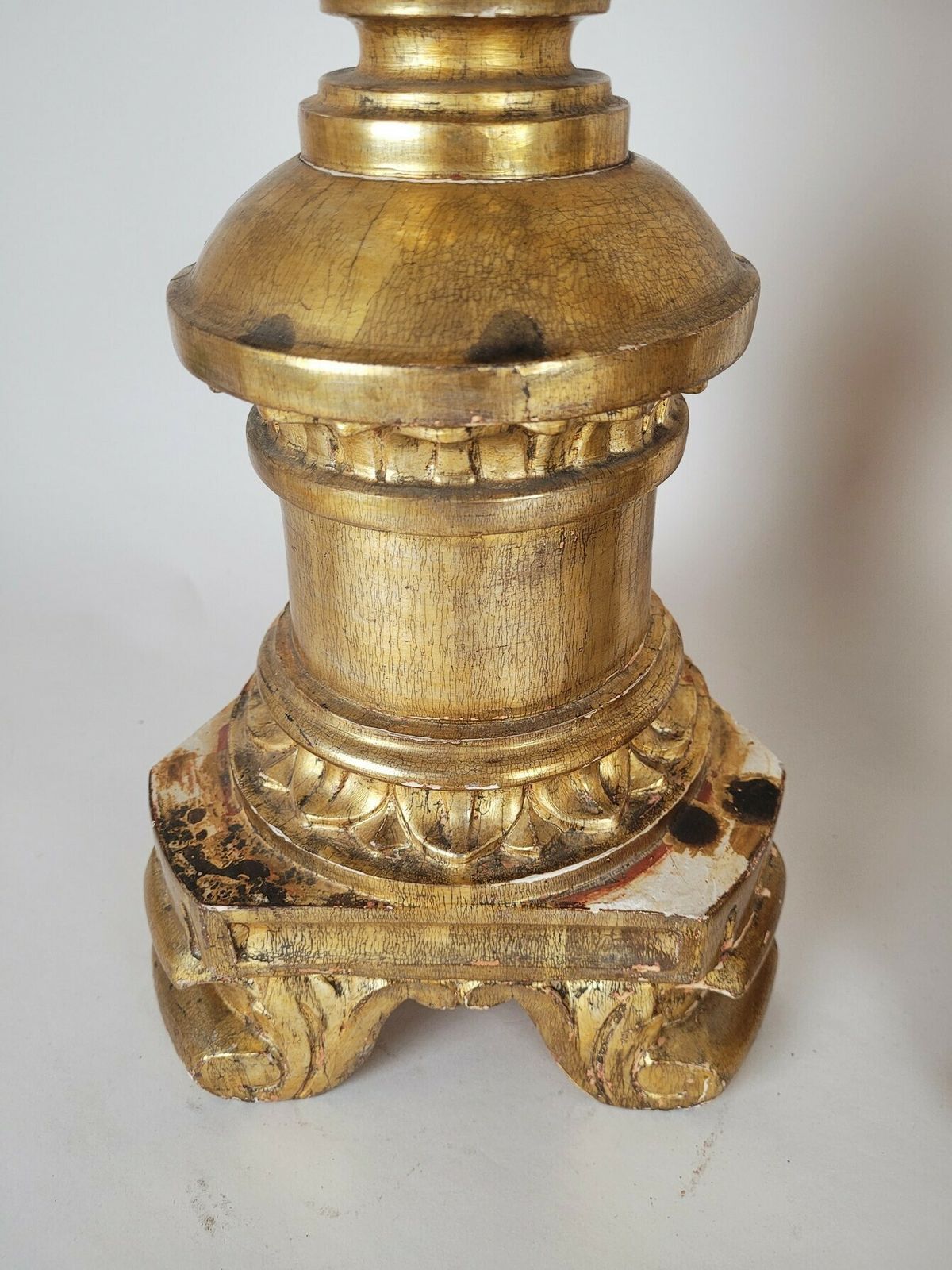 photo vinterior Suite Of 3 Large Candlesticks In Golden Wood, Early 19th Century Flag