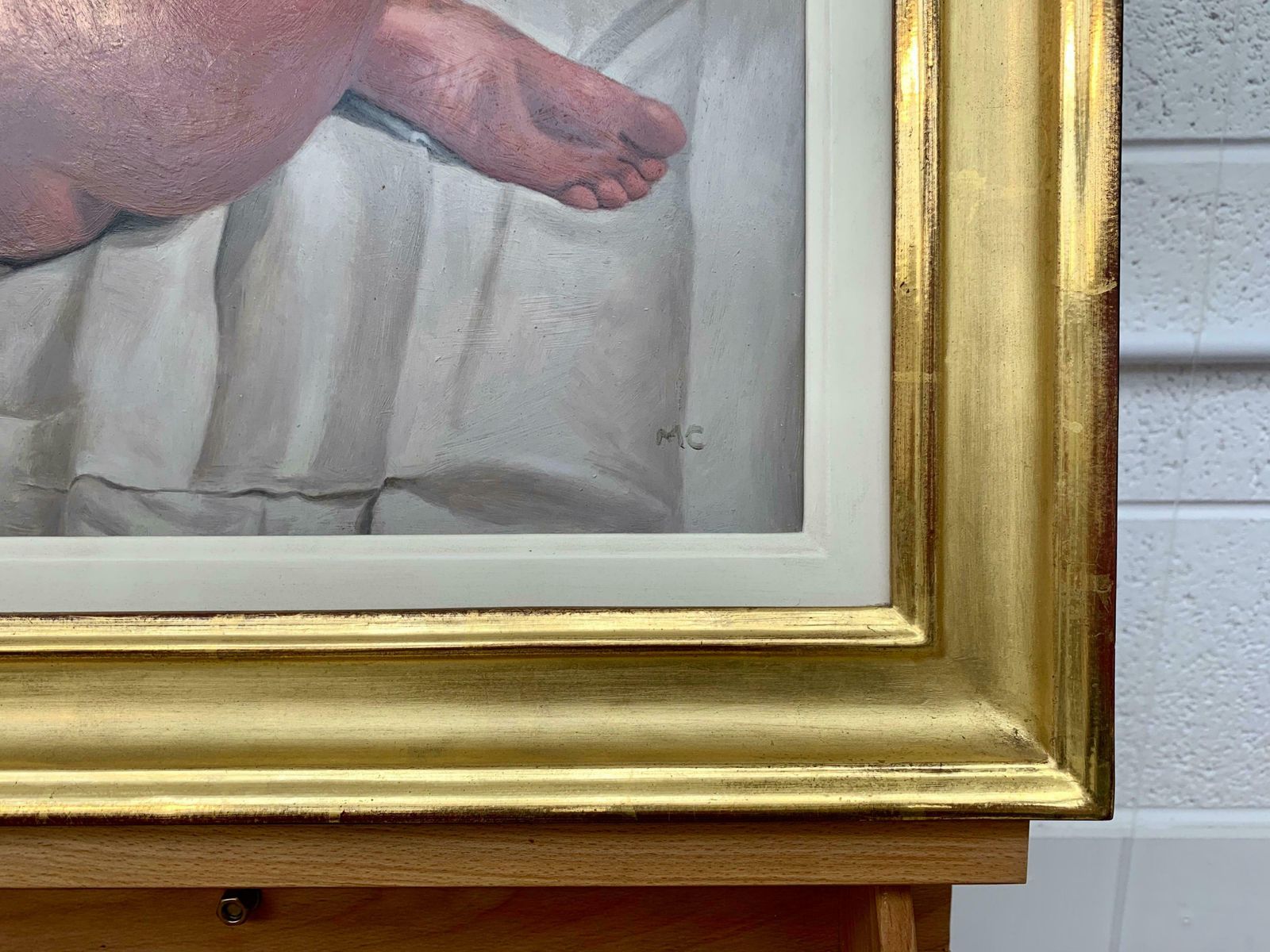 Mark Clark Oil Painting Of Female Blonde Nude Figure On Bed By Contemporary British Artist 2000 Circa photo vinterior