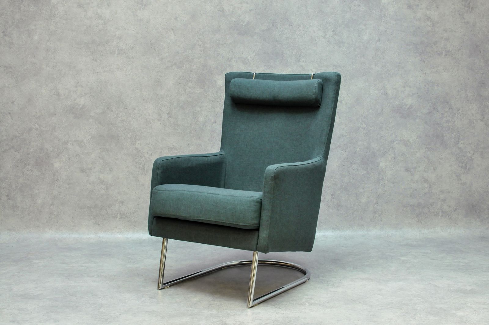 The Work Of The German Designer Gerard Van Der Berg From The 1980s. It Is Characterized By Elegance And Comfort.