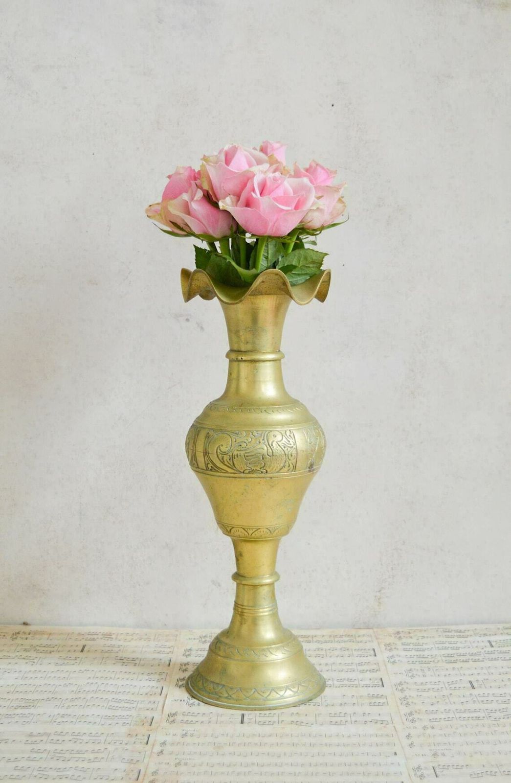 Large Vintage Brass Fluted Vase, Tall Heavy Etched Gold Brass Hand Made Vase, 1615 Kilos
