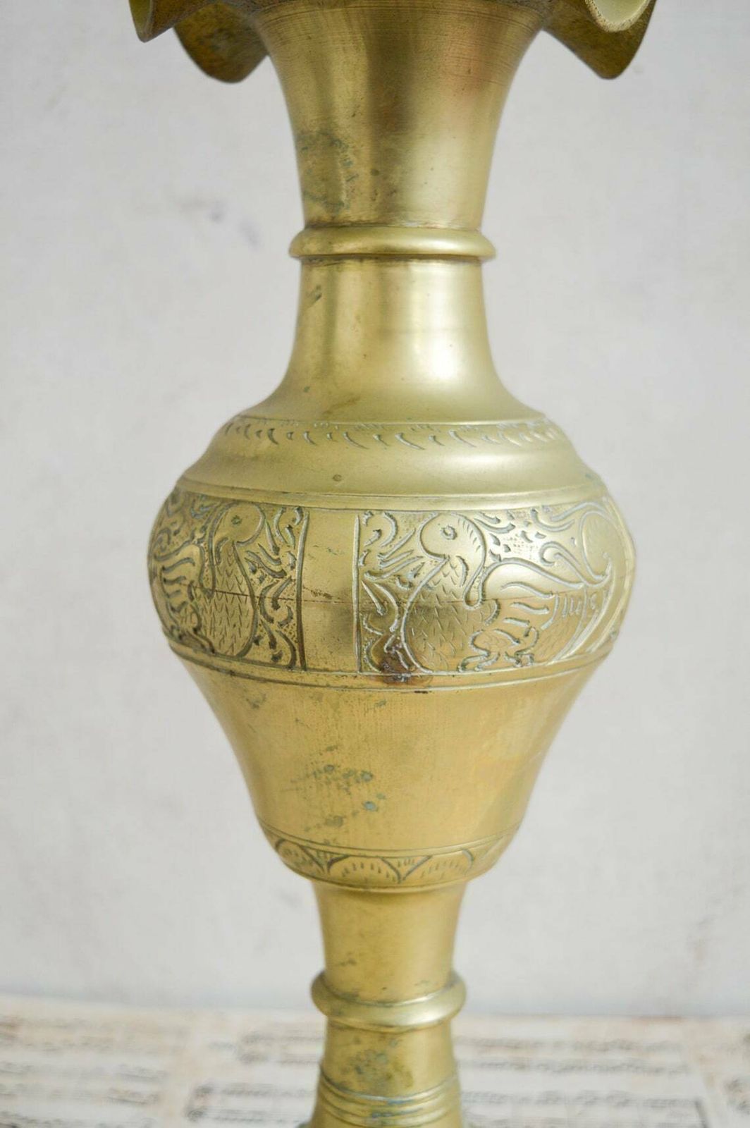 Large Vintage Brass Fluted Vase, Tall Heavy Etched Gold Brass Hand Made Vase, 1615 Kilos photo vinterior