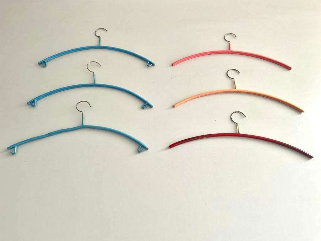 Set Of 6 Blue/Yellow/Pink/Red Metal Italian Clothes Hangers